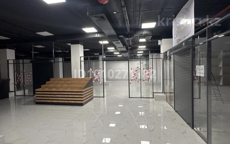 Свободное назначение, офисы, магазины и бутики, развлечения · 800 м² за 1.5 млн ₸ в Актобе, мкр. Алтын орда — фото 2