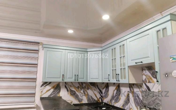 Жеке үй · 4 бөлме · 80 м² · 6 жүзд., Жаңадәуір 1 — Возле школы, бағасы: 29 млн ₸ в Алатау, Жанадаур — фото 2