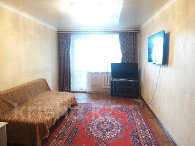 2-комнатная квартира · 45 м² · 4/5 этаж, Майкудук, 18й микрорайон за 13.5 млн 〒 в Караганде, Алихана Бокейханова р-н