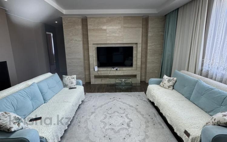 4-комнатная квартира · 130 м² · 11/28 этаж, Кошкарбаева 10/1 за 550 000 ₸ в Астане — фото 3