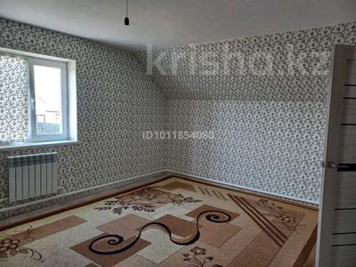 Жеке үй · 7 бөлме · 180 м² · 8 сот., ул. Каратау 20, бағасы: 40 млн ₸ в Уральске, мкр Школьник