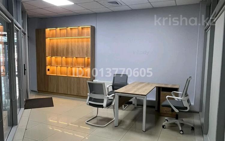 Офисы · 19 м² за 250 000 ₸ в Астане, Есильский р-н — фото 2