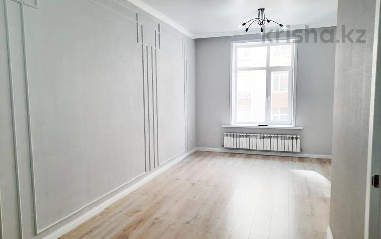2-комнатная квартира · 41 м² · 10/10 этаж, Дюсембекова 34/2 за 24.5 млн ₸ в Караганде, Казыбек би р-н — фото 2