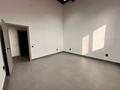 Офисы, кабинеты и рабочие места · 142.4 м² за 925 600 ₸ в Караганде, Казыбек би р-н — фото 9