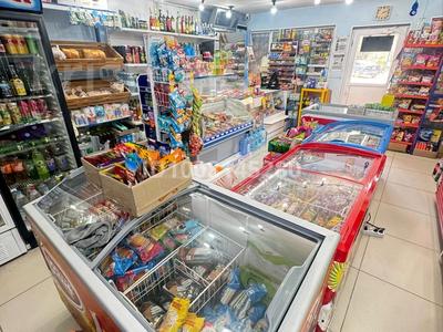 Еркін, дүкендер мен бутиктер · 42 м², бағасы: 25 млн ₸ в Актау, 28-й мкр