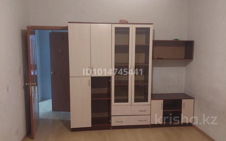 3-комнатная квартира · 86 м² · 15/18 этаж, Сарыарка 41 за 250 000 ₸ в Астане, Сарыарка р-н — фото 2