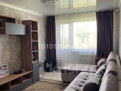 3-бөлмелі пәтер · 50 м² · 5/5 қабат, Майкудук, 19й микрорайон 40, бағасы: 16 млн ₸ в Караганде, Алихана Бокейханова р-н