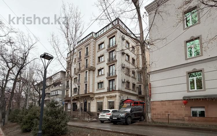 4-бөлмелі пәтер · 133 м² · 3/5 қабат, Тулебаева, бағасы: 265 млн ₸ в Алматы, Медеуский р-н — фото 2