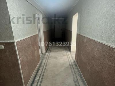 3-комнатная квартира · 76 м² · 2/5 этаж, Баймуханова — Привокзальный за 17 млн 〒 в Атырау, мкр Привокзальный-5