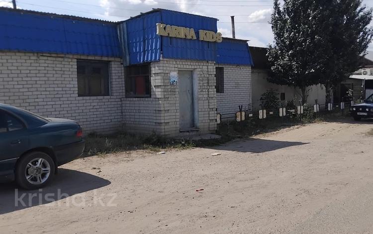 Свободное назначение, офисы, магазины и бутики, склады, сельское хозяйство · 600 м² за 200 млн ₸ в Семее — фото 2