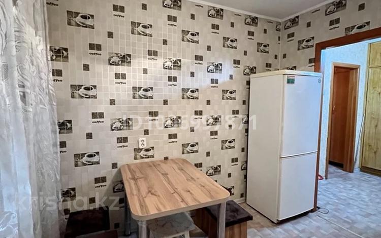 2-бөлмелі пәтер · 56 м² · 9/9 қабат, Назарбаева, бағасы: 22 млн ₸ в Петропавловске — фото 2