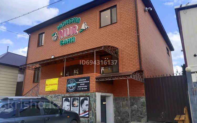 Склады, салоны красоты, бани, гостиницы и зоны отдыха · 450 м² за 78 млн ₸ в Актобе, Старый город — фото 32