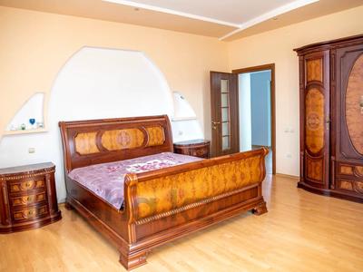 Отдельный дом · 8 комнат · 700 м², Мухтара шамкенова за 1 млн 〒 в Атырау