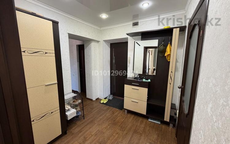 5-бөлмелі пәтер · 83 м² · 5/5 қабат, Кердері 137 — Пересечение проспекта Абая и Кердері, бағасы: 29.8 млн ₸ в Уральске, мкр Школьник — фото 2