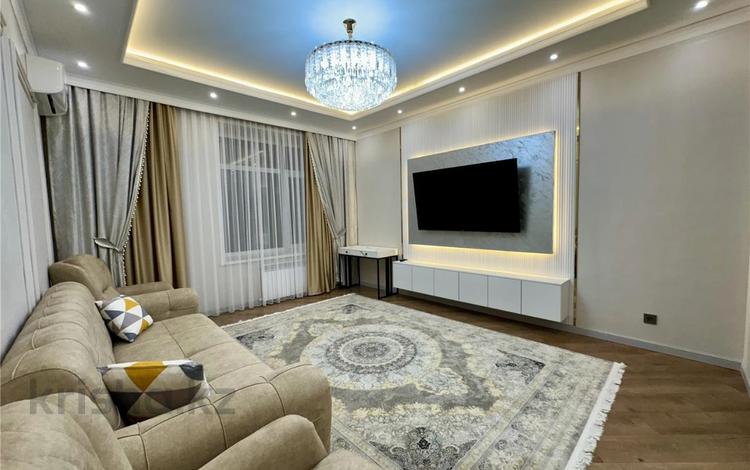 4-комнатная квартира · 120 м² · 5/10 этаж, мкр Юго-Восток, ул. Букетова за 83.5 млн ₸ в Караганде, Казыбек би р-н — фото 2