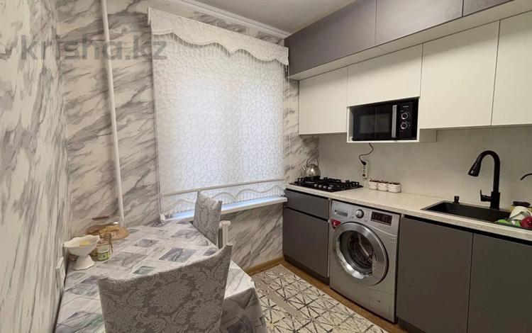 1-комнатная квартира · 34 м² · 2/5 этаж, Радостовца — Карасай Батыра за 26.5 млн 〒 в Алматы, Алмалинский р-н — фото 4