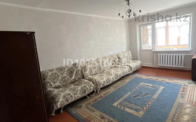 2-бөлмелі пәтер · 45 м² · 4/5 қабат, 27-шағынаудан, Университетская — Муканова, бағасы: 200 000 ₸ в Караганде, Казыбек би р-н — фото 9