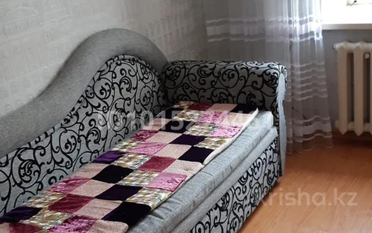 3-комнатная квартира · 63.8 м² · 2/5 этаж, Панфилова 82 — Район ЦУМ за 180 000 ₸ в Семее — фото 2