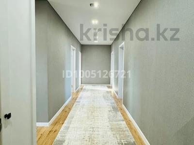 4-бөлмелі пәтер · 130 м² · 5/5 қабат, Квартал Авиагородок 1К — Областной диагностический центр, it -школа 72, офис Казаэронавигация, бағасы: 42 млн 〒 в Актобе, мкр Авиатор