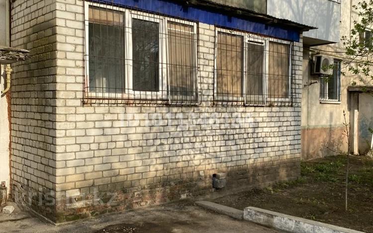 3-комнатная квартира · 61.5 м² · 1/5 этаж, Кердери 143 за 18 млн ₸ в Уральске — фото 2