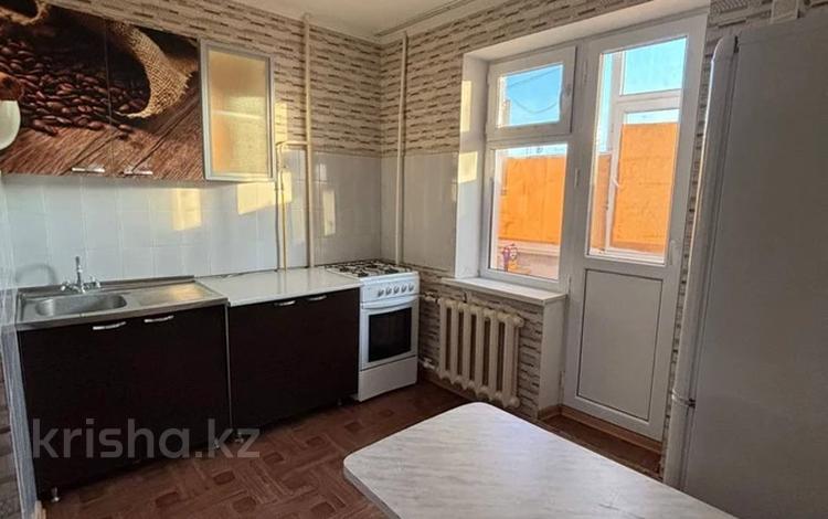 1-комнатная квартира · 34 м² · 4/5 этаж, абулхайыр хана 58 за 12.5 млн ₸ в Актобе — фото 2