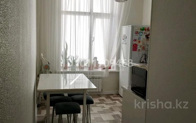 2-комнатная квартира · 67 м² · 9/10 этаж, мкр Юго-Восток, ул. Дусембекова 83/2 за 40 млн ₸ в Караганде, Казыбек би р-н — фото 2