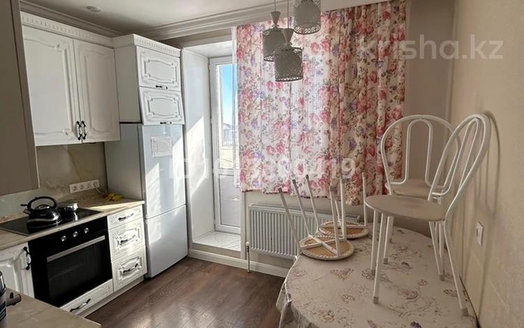 1-комнатная квартира · 37.5 м² · 4/5 этаж, Республики 1/1Б за 15.5 млн ₸ в Косшы — фото 2