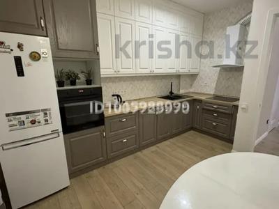 3-бөлмелі пәтер · 90 м², Улы Дала 41/3, бағасы: 83 млн ₸ в Астане, Есильский р-н