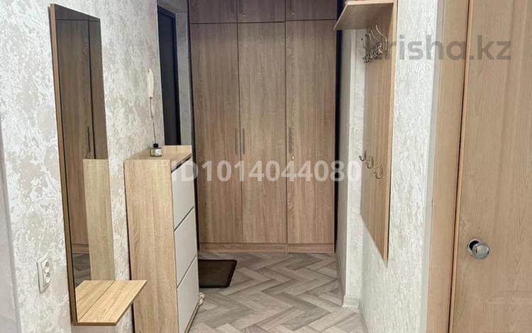 1-комнатная квартира · 34 м² · 3/4 этаж, мкр Айнабулак-1 за 26 млн ₸ в Алматы, Жетысуский р-н — фото 2