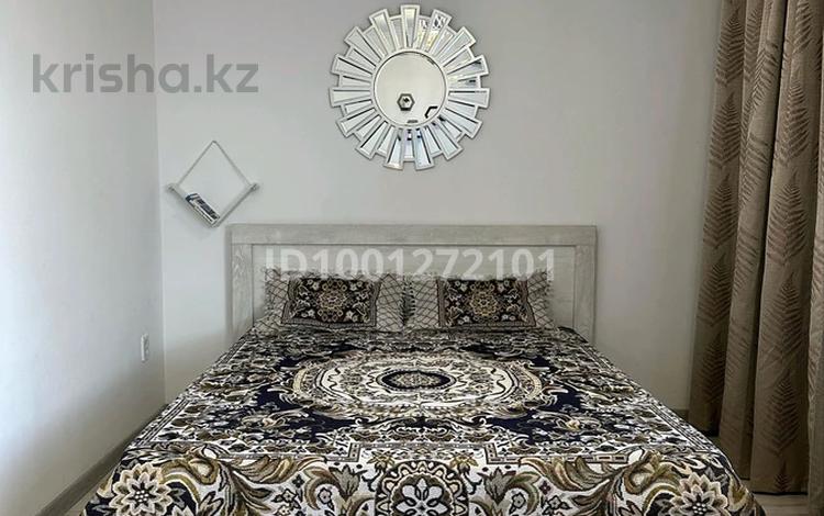 1-комнатная квартира · 40 м² · 8/9 этаж, мкр Аксай-1 11/7 — Саина-Райымбека за 20 000 〒 в Алматы, Ауэзовский р-н — фото 2