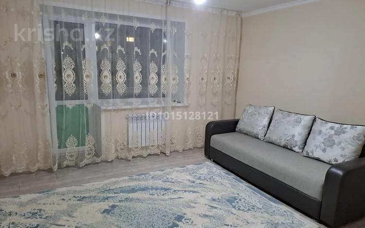 2-комнатная квартира · 65 м² · 3/9 этаж, Карагайлы за 200 000 ₸ в Семее — фото 2