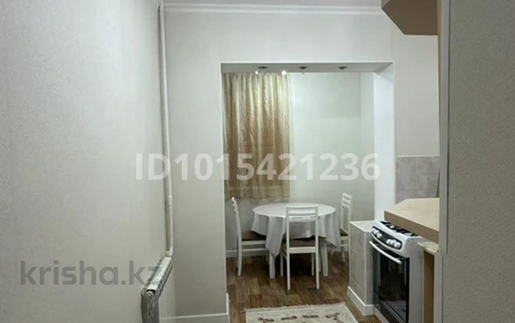2-комнатная квартира · 52 м² · 1/5 этаж, 11-й мкр 24 за 150 000 ₸ в Актау — фото 2