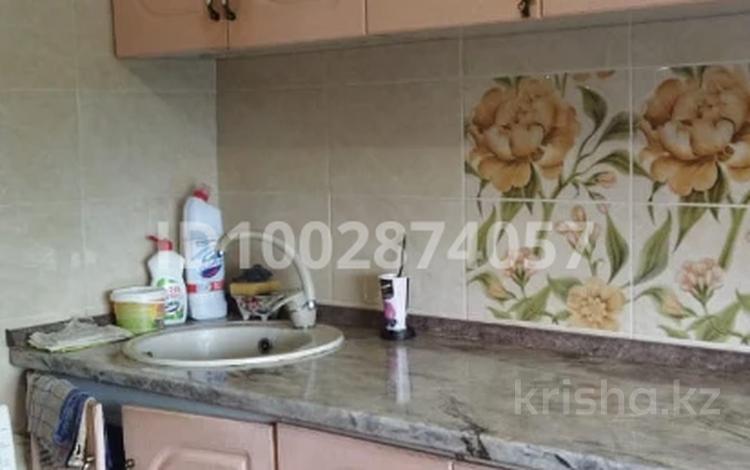 3-комнатная квартира · 62.8 м² · 6/9 этаж, Курмангазы 161 за 23 млн 〒 в Уральске, мкр Школьник — фото 2