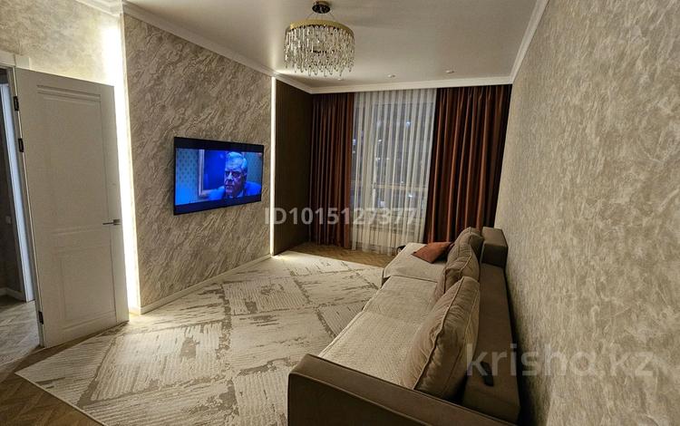 3-комнатная квартира · 85 м² · 12/12 этаж, Асфендиярова 2 за 500 000 ₸ в Астане, Нура р-н — фото 2