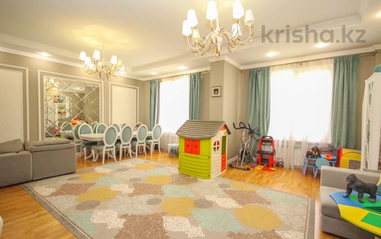 4-комнатная квартира · 160 м² · 8/8 этаж, мкр. Мирас за 155 млн ₸ в Алматы, Бостандыкский р-н — фото 34