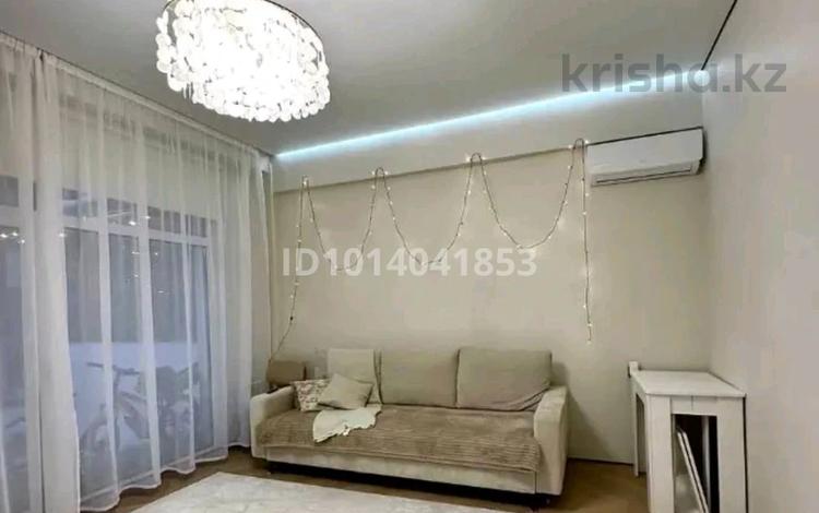 4-комнатная квартира · 106 м², Нажимеденова 78 за 600 000 ₸ в Алматы, Наурызбайский р-н — фото 2