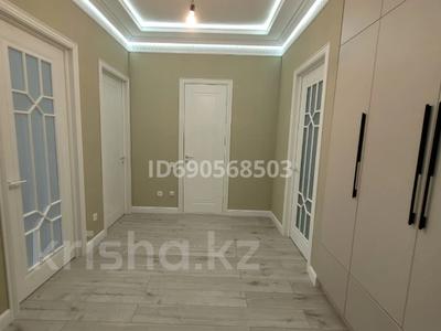 2-бөлмелі пәтер, 70 м², 5/10 қабат ай сайын, Кабанбай батыра — Рыскулова, бағасы: 315 000 〒 в Астане, Есильский р-н