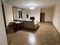 3-комнатная квартира, 130 м² помесячно, Кабанбай батыра 87 за 900 000 〒 в Алматы, Алмалинский р-н