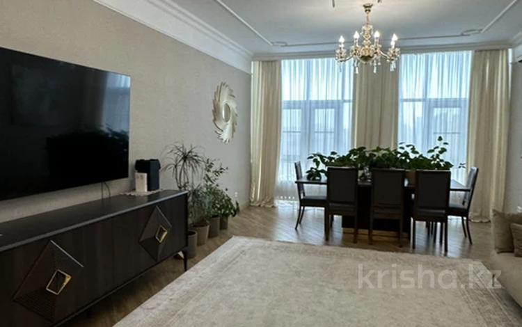 5-комнатная квартира · 189 м² · 5/7 этаж, Арай 49 за 178 млн ₸ в Астане, Есильский р-н — фото 2