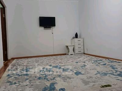 2-бөлмелі пәтер · 60 м² · 2/10 қабат, Алтын орда ш/а., бағасы: 180 000 ₸ в Актобе, мкр. Алтын орда