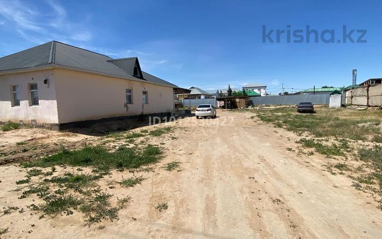 Отдельный дом · 7 комнат · 130 м² · 20 сот., Тюра-там, Аманкелді 2А — Рядом школа,спорт школа,магазины все близко за 25 млн ₸ в Байконуре — фото 2