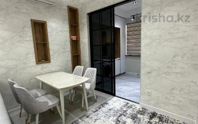 2-комнатная квартира · 65 м² · 9/18 этаж, Розыбакиева 237 за 450 000 〒 в Алматы, Бостандыкский р-н — фото 2