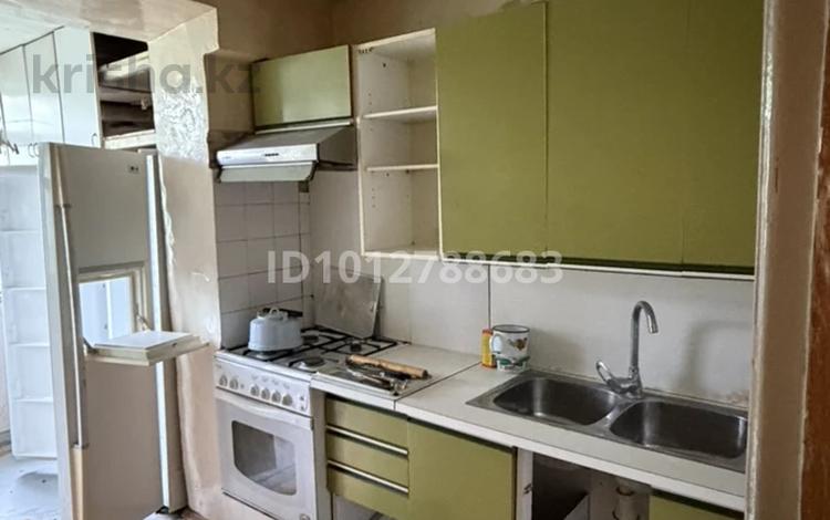 3-комнатная квартира · 57.4 м² · 3/4 этаж, Абая 127 — Областной акимат за 26 млн ₸ в Таразе — фото 2