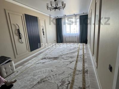3-комнатная квартира · 108 м² · 5/9 этаж, мкр 8 177А — Санкибай батыр 177А за 300 000 ₸ в Актобе