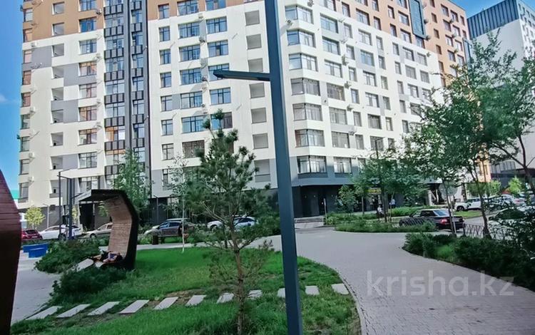 2-бөлмелі пәтер · 70 м² · 9/12 қабат, Үркер, Туран 52/6, бағасы: 47 млн ₸ в Астане, Нура р-н — фото 2