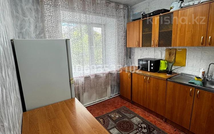 1-комнатная квартира · 40 м² · 2/5 этаж, Майкудук, Магнитогорская 39 за 100 000 ₸ в Караганде, Алихана Бокейханова р-н — фото 11