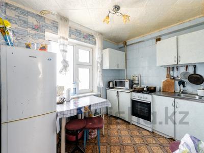 4-комнатная квартира · 60 м² · 4/5 этаж, Тауельсиздик 6\2 за 23.8 млн ₸ в Астане, Алматы р-н
