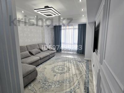 3-комнатная квартира, 89 м², 6/9 этаж помесячно, Мкрн Думан-2 57/2 — ул Халиуллина. Много функциональный спорт комплекс Халык Арена. за 540 000 〒 в Алматы, Медеуский р-н