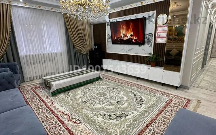 4-комнатная квартира · 112 м² · 2/6 этаж, 39-й мкр 7 за 50 млн ₸ в Актау — фото 10