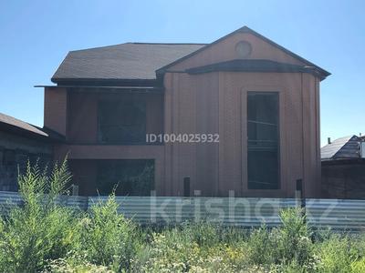 Отдельный дом · 6 комнат · 352 м² · 10 сот., мкр Кунгей , Мкр Кунгей Назира 48 за 70 млн 〒 в Караганде, Казыбек би р-н